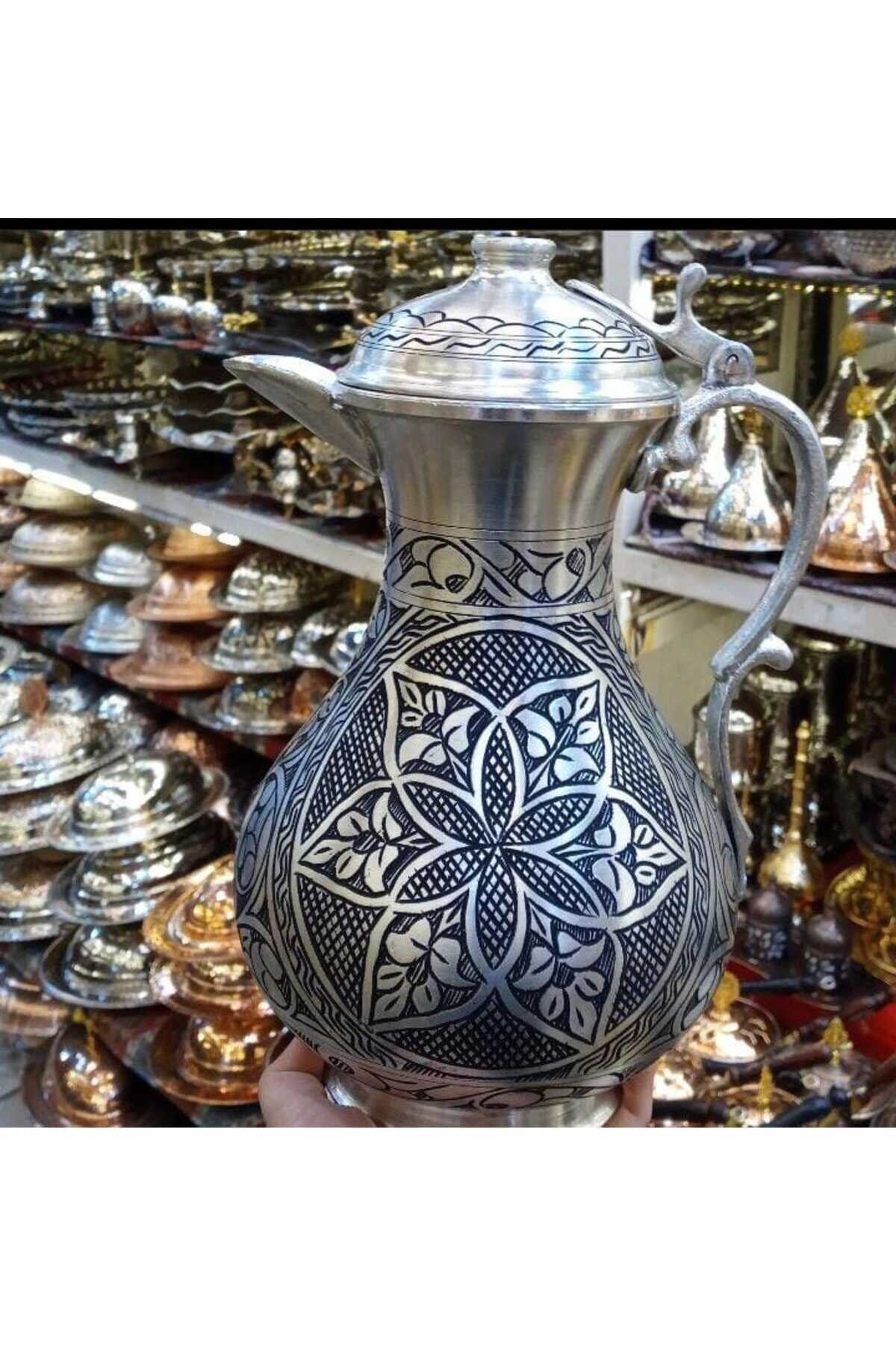 Bakır Özel Tasarım Oyma Kapaklı Sürahi